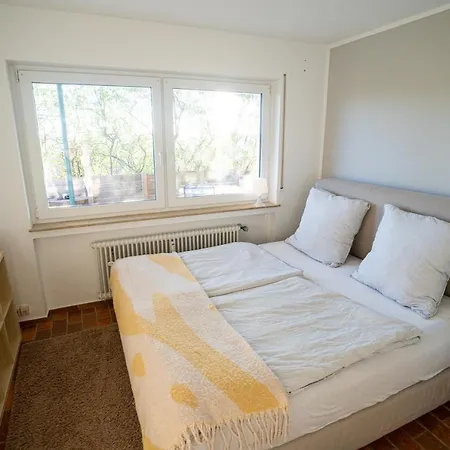 Gemuetliches Mit Fernblick Auf Die Stadt! *