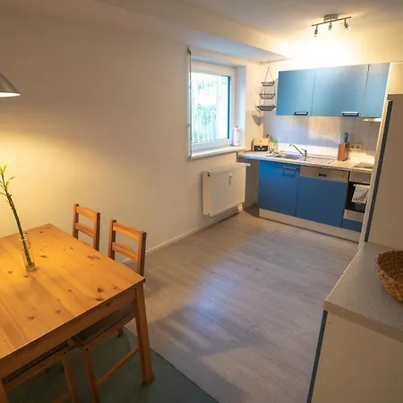 Apartman Gemuetliches Mit Fernblick Auf Die Stadt! *