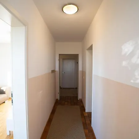 Apartman Gemuetliches Mit Fernblick Auf Die Stadt!