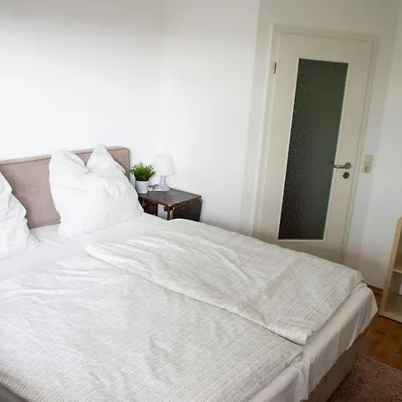 Gemuetliches Mit Fernblick Auf Die Stadt! Apartment