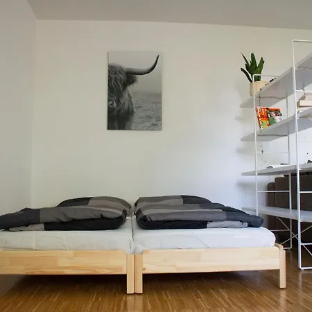 Gemuetliches Mit Fernblick Auf Die Stadt!