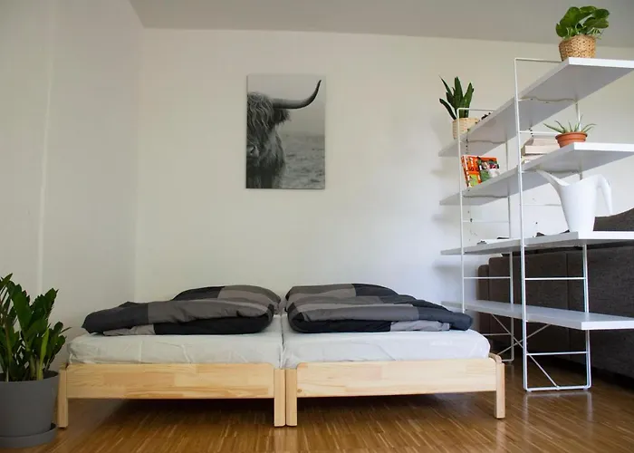 Gemuetliches Mit Fernblick Auf Die Stadt!